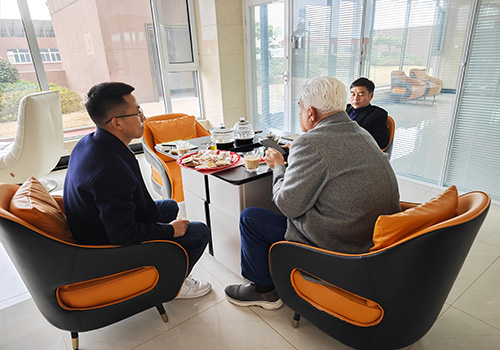 伊拉克客户莅临我司参观考察，共探合作新机遇